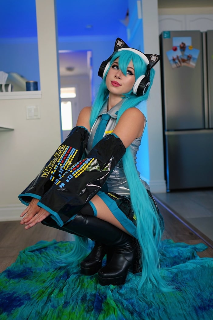 Dessyy TikTok Cosplay