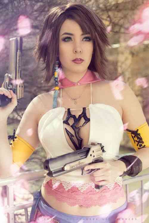 monika lee cosplay gunner yuna