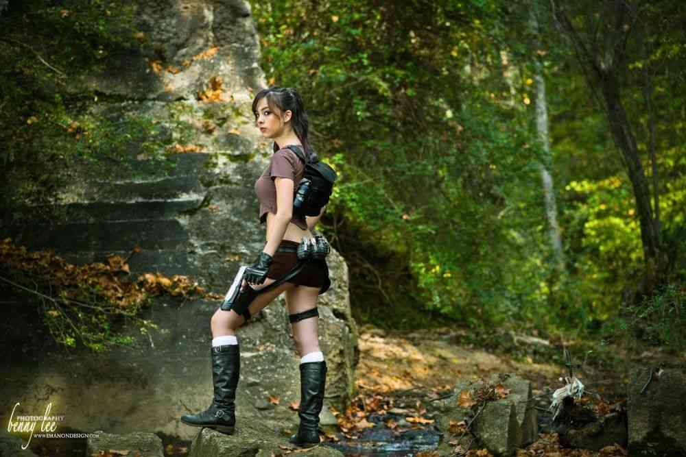 monika lee cosplay lara croft